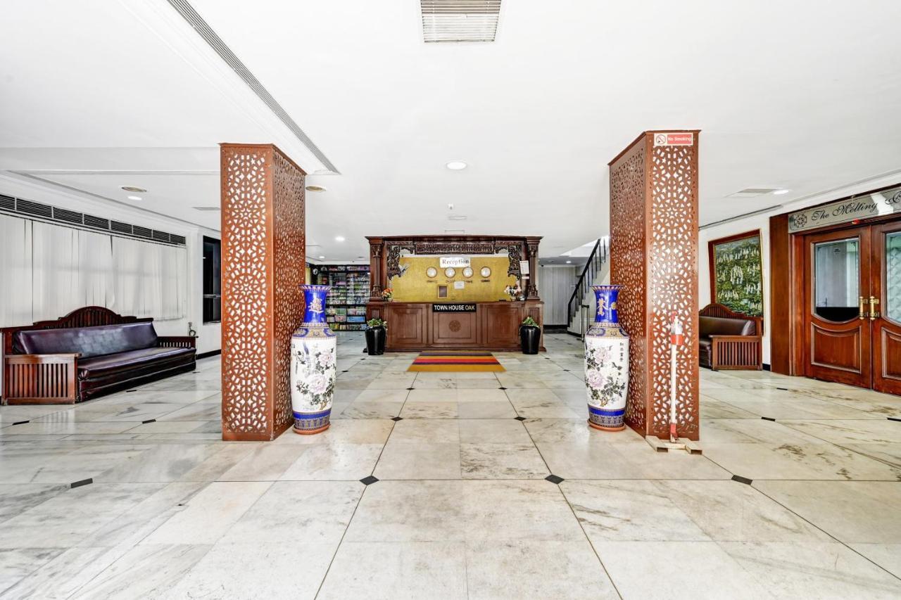 Super Townhouse Oak Hotel Belsons Taj Mahal Secunderabad Exterior photo